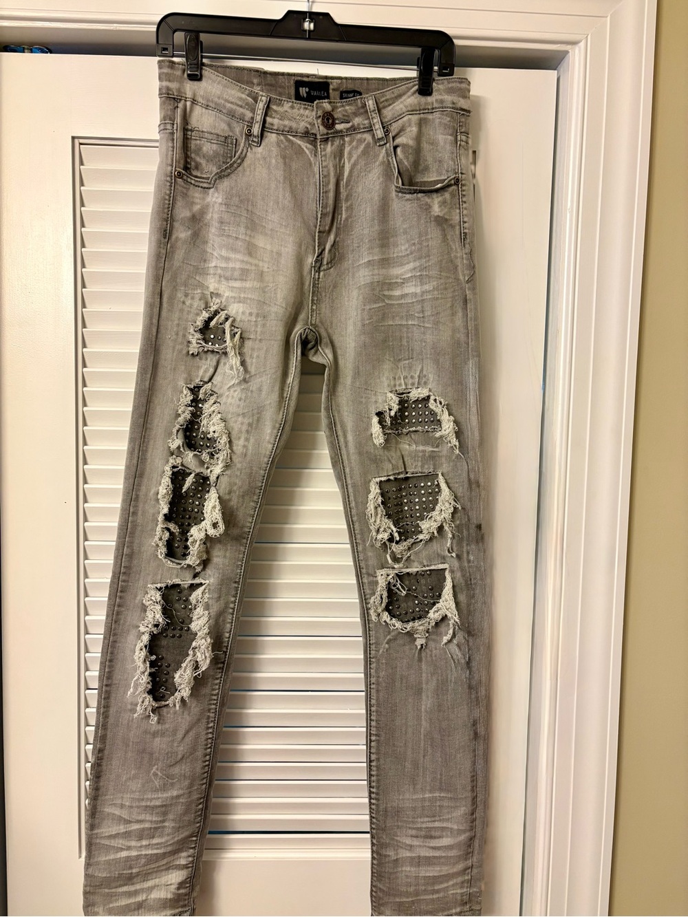 Waimea Gray Heavy Distressed Skinny Fit Jeans Size 32/32